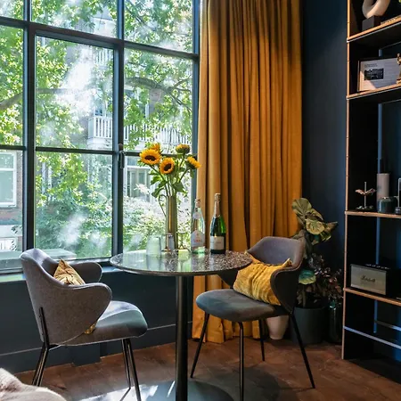 Bed & Breakfast Luxurious In Vondelpark/museum District 2*