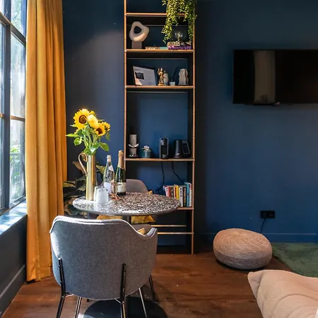 Luxurious In Vondelpark/museum District Bed & Breakfast Amsterdam