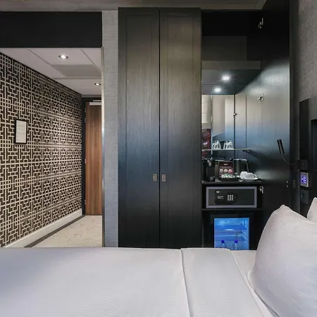 Doubletree By Hilton - Ndsm Wharf Hotel