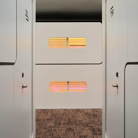 Cityhub Амстердам