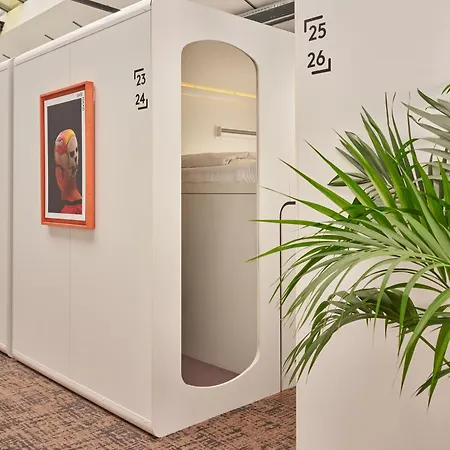 Cityhub Отель 4*