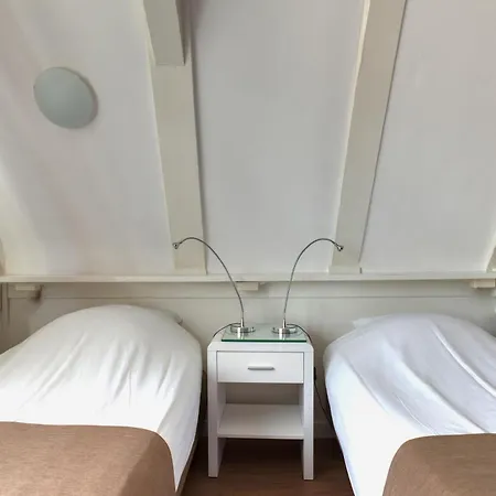 Prinsenhof Hotel 4*
