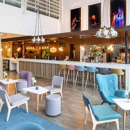 Hampton By Hilton Arena Boulevard Hotel
