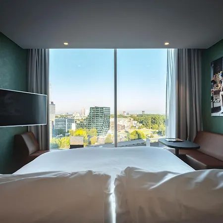Hotel Der Valk Zuidas -rai 4*