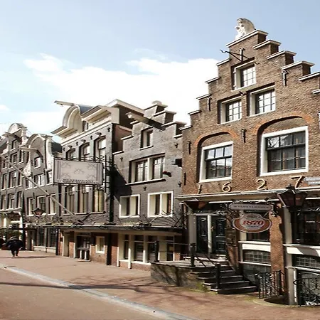 Nh City Centre Hotel 4*