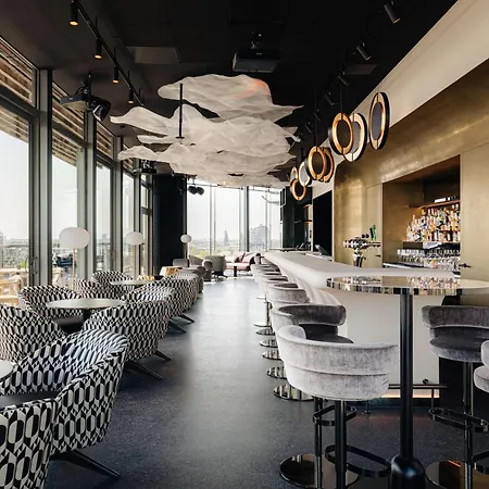 Doubletree By Hilton Station Amsterdam