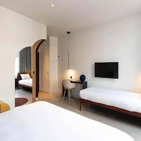 Hotel Conscious Museum Square 4*