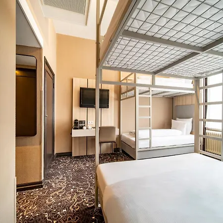 The Alfred 3* Amsterdam