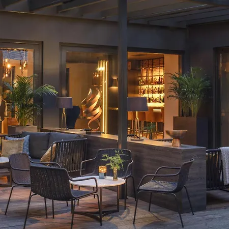 Anantara Grand Krasnapolsky Hotel