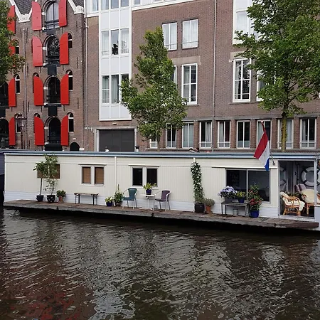 Ботель Pantheos Houseboat *