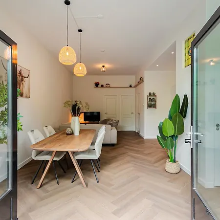 Apartament Stylish Next To The Amstel River - Unit C
