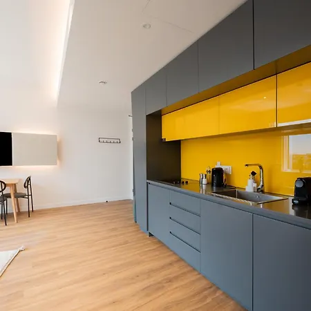 Apartment Limehome Gatwickstraat *