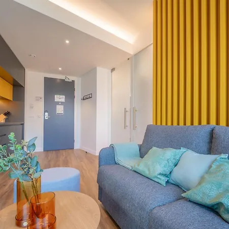 Apartment Limehome Gatwickstraat *