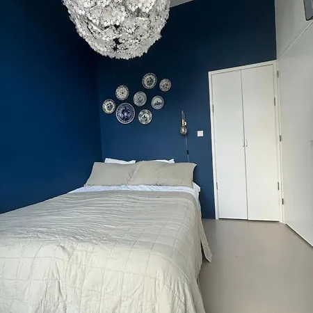 Lovely Small In 'de Pijp' Πανσιόν