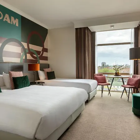 Apollo Amsterdam, A Tribute Portfolio Ámsterdam