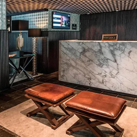 Apollo Amsterdam, A Tribute Portfolio 4*