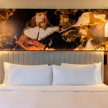 Hotel Renaissance