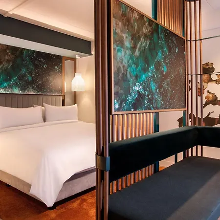 Hotel Renaissance 5*