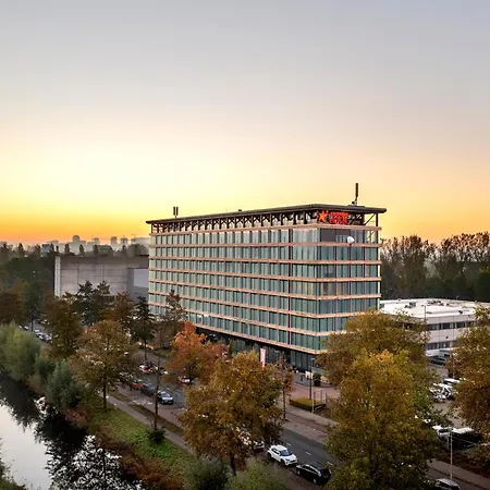 Corendon New-west, A Tribute Portfolio
