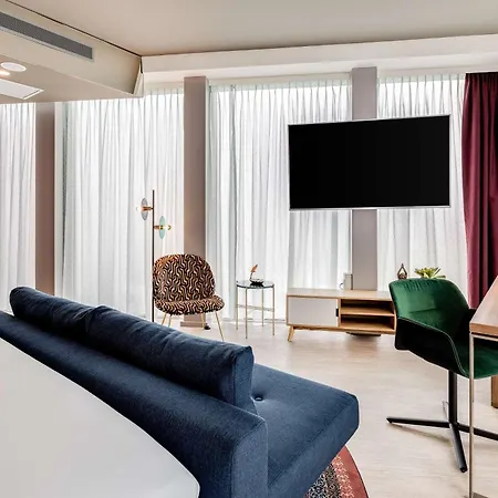Hotel Nhow Rai 4*