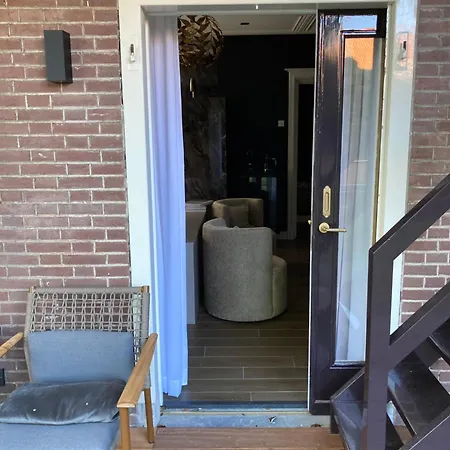 Villa335 Boutique Bed and Breakfast