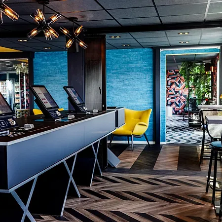 Botel Hotel