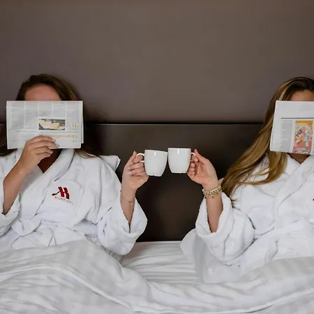 Marriott Hotel 5*