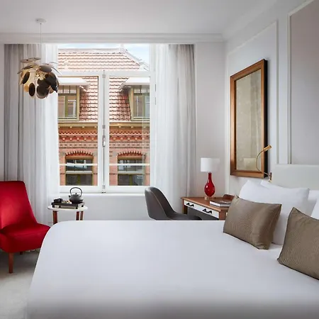 Hotel Tivoli Doelen 5*