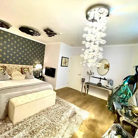 Luxury Center With Canal View 1 Kingsize Bed And 1 Sleeping Sofa Amszterdam