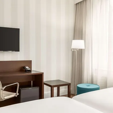 Nh City Centre 4*