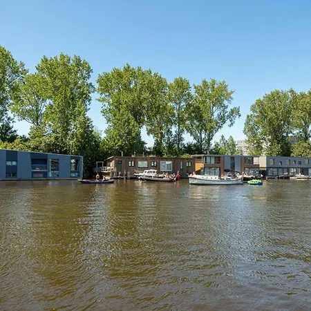 Nova Houseboat Deluxe Free Bikes Amszterdam
