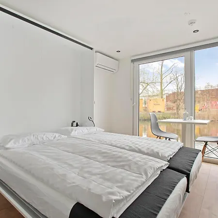 B&B Houseboat The New - Nieuwe *