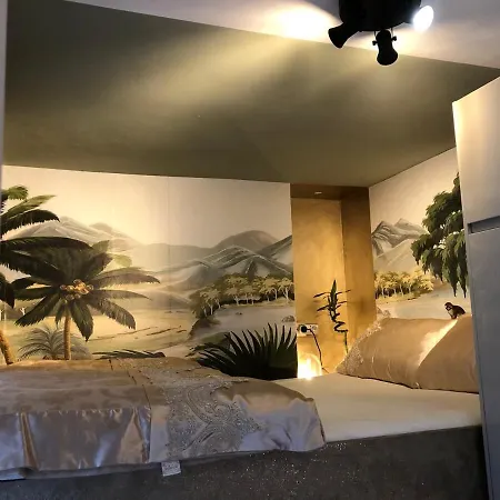 5 Min By Car From Station! Appartement
