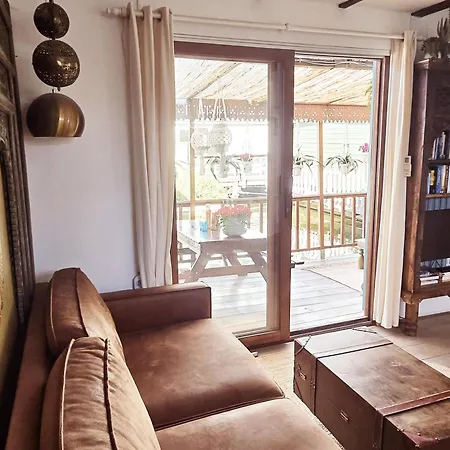 Konukevi House Boat With Waterfront Terrace *