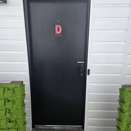 Houseboat The New - Nieuwe לינה וארוחת בוקר