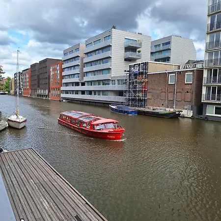B Center Charming On The Canal ベッド・アンド・ブレックファスト