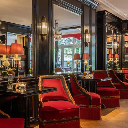 Apollofirst Boutique Amsterdam