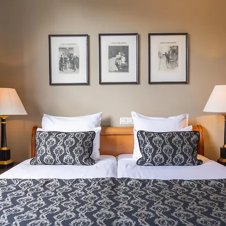 Apollofirst Boutique 4*
