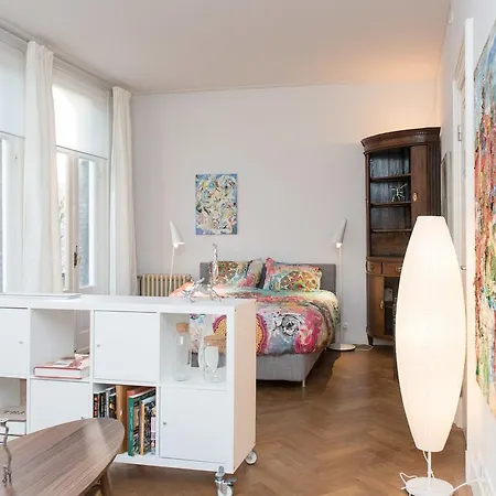 Sleeping Beauty Bed and breakfast