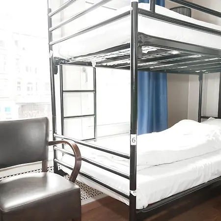 Hostel Princess Leidse Square
