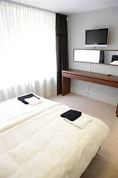 La Festa Bed and Breakfast Άμστερνταμ