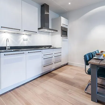 Apartment Short Group Tropen Serviced