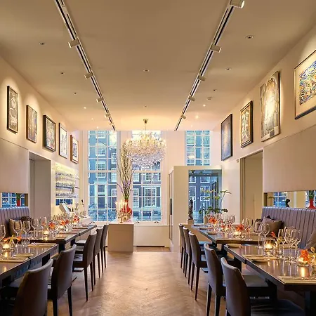 Hotel Ambassade 4*