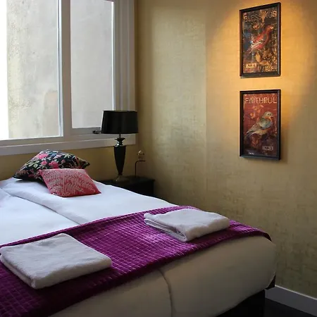 Hotel House Of Freddy 3*