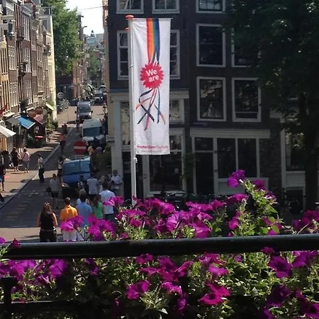 Bij Tijn Op De Gracht Amsterdam
