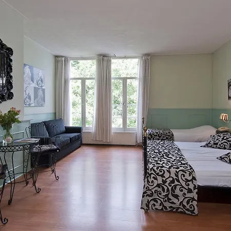 Hotel Rembrandt 2*