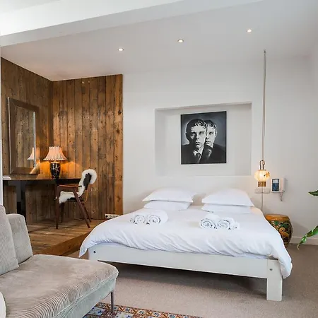 Bed & Breakfast House Of Arts - Centre *