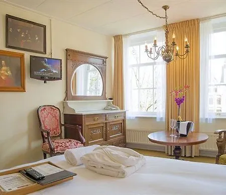 Misc Eatdrinksleep Hotel