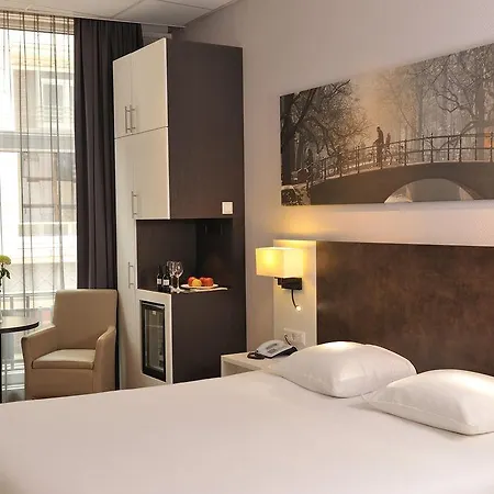 De Roode Leeuw 4*