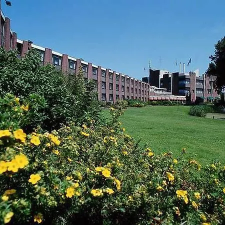 Mercure West Hotel 4*